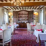 Logis Le Noir Hotel
