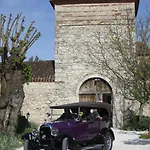 Logis Le Noir Hotel