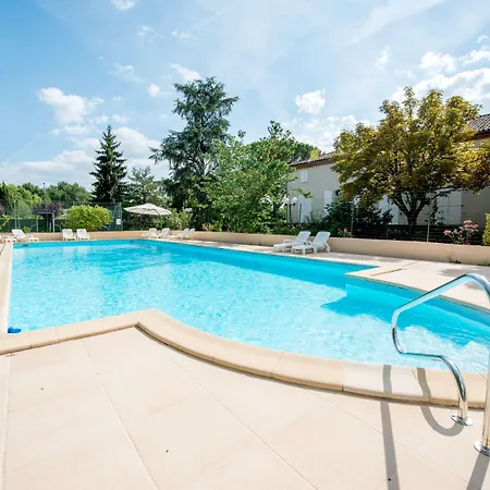 Logis Le Noir Hotel 3*