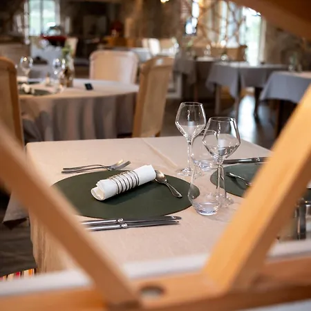 Hotel Logis Le Noir 3*