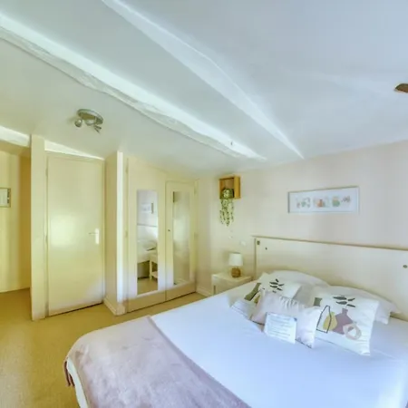 Logis Le Noir Otel