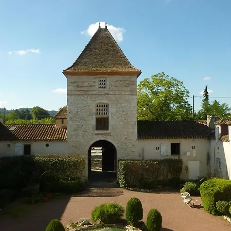 فندق Logis Le Noir