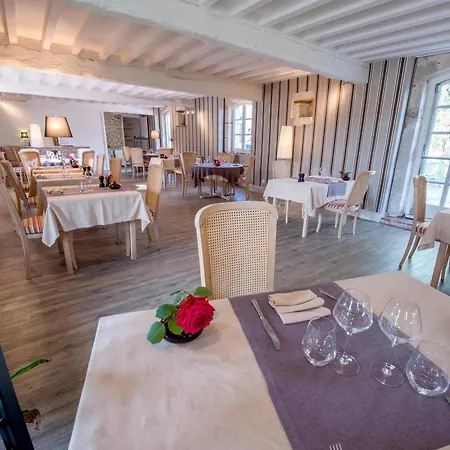 Hotel Logis Le Noir Sérignac-sur-Garonne