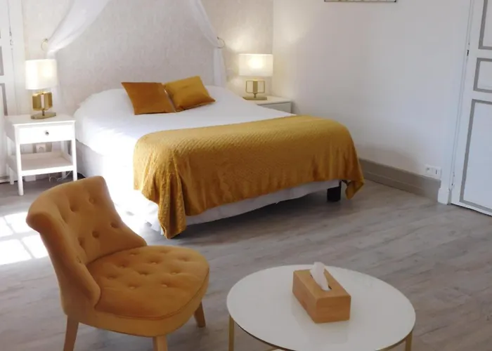 Logis Le Noir 3* Sérignac-sur-Garonne