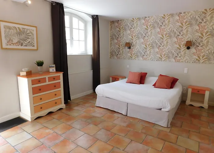 Logis Le Noir 3* Sérignac-sur-Garonne